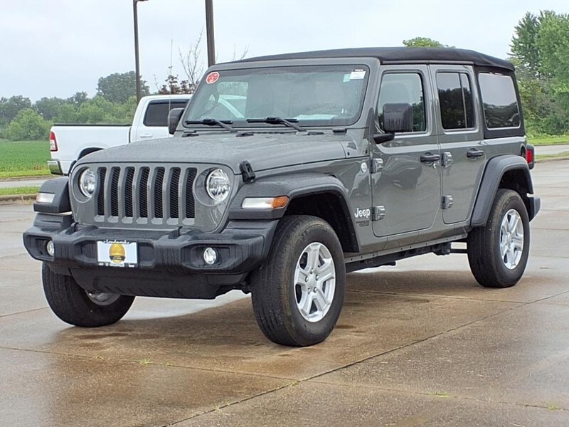 2020 Jeep Wrangler Unlimited Sport S photo 2
