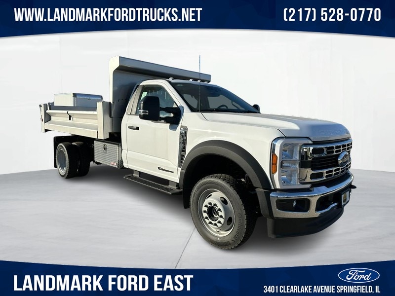 2025 Ford F-450 Super Duty Chassis Cab XL's photo