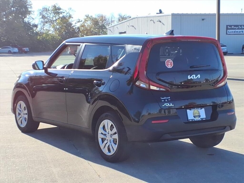 Used 2022 Kia Soul LX Sedan