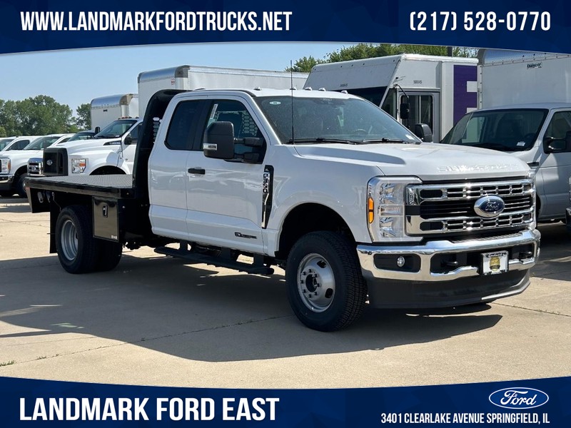 2025 Ford F-350 Super Duty Chassis Cab XL's photo