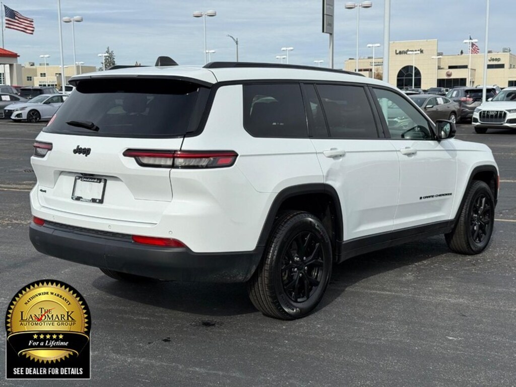 Used 2024 Jeep Grand Cherokee L Altitude 4x4 SUV