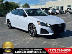 Used 2024 Nissan Altima 2.5 SR AWD Sedan Sedan for sale in Springfield, IL