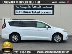 Used 2022 Chrysler Pacifica Touring L FWD Mini-Van for sale in Springfield, IL