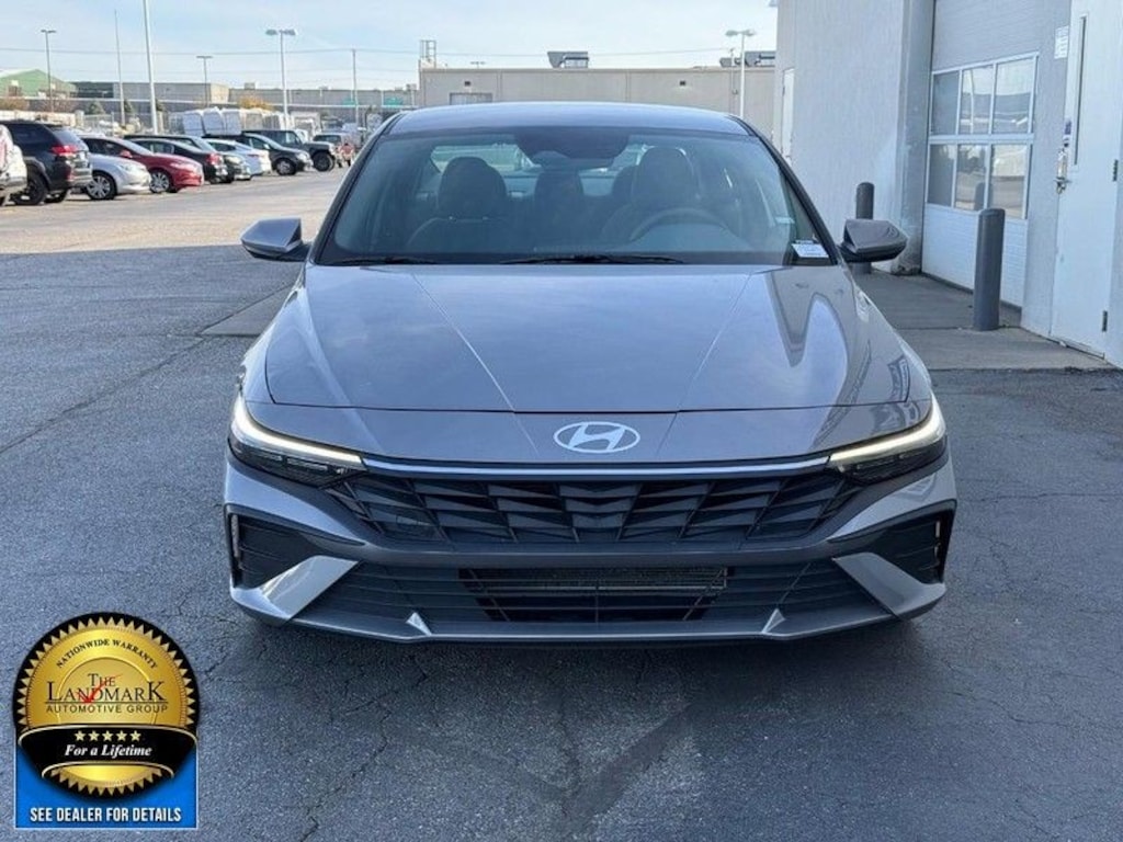 Used 2024 Hyundai Elantra SEL IVT Sedan