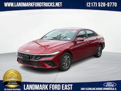 Used 2024 Hyundai Elantra SEL Sedan for sale in Springfield, IL