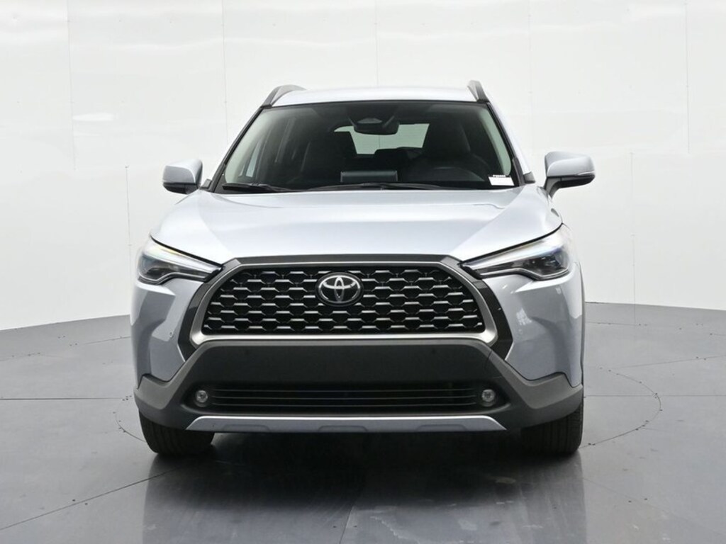 Used 2024 Toyota Corolla Cross XLE SUV