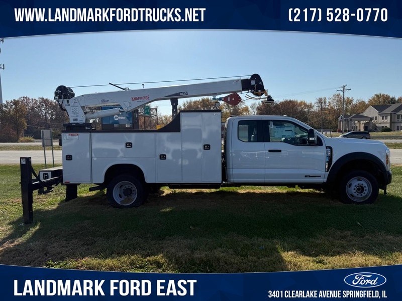 2024 Ford F-550 Super Duty Chassis Cab XL's photo