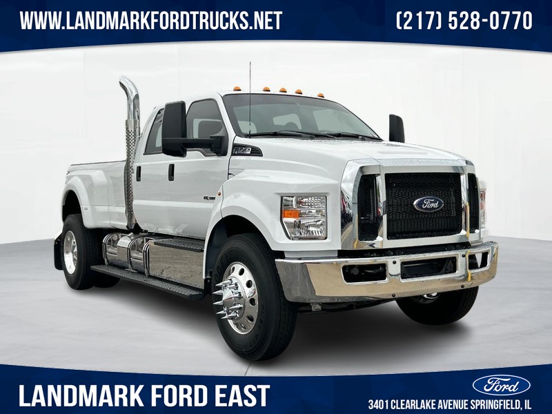 2025 Ford F-750SD Base Truck's photo