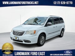 Used 2015 Chrysler Town & Country Touring-L Minivan/Van for sale in Springfield, IL