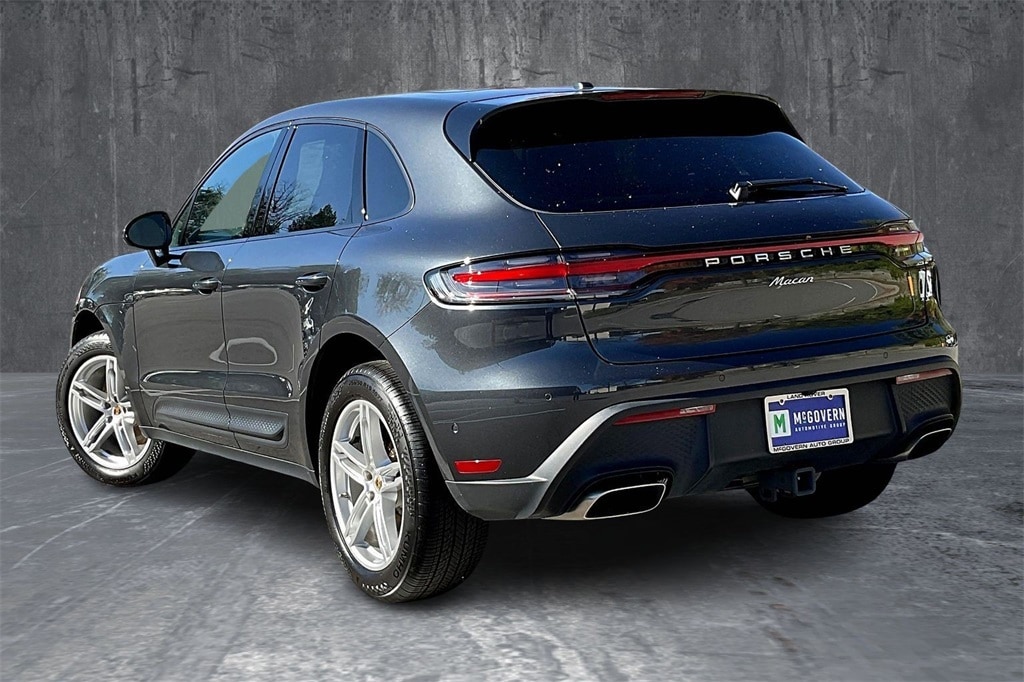 Used 2022 Porsche Macan Base SUV