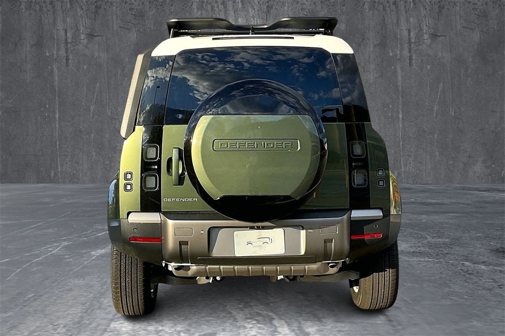 New 2026 Land Rover Defender 110 S 300PS SUV