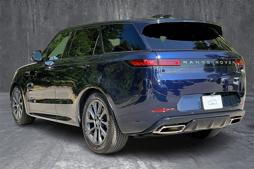 2023 Land Rover Range Rover Sport SE photo 4