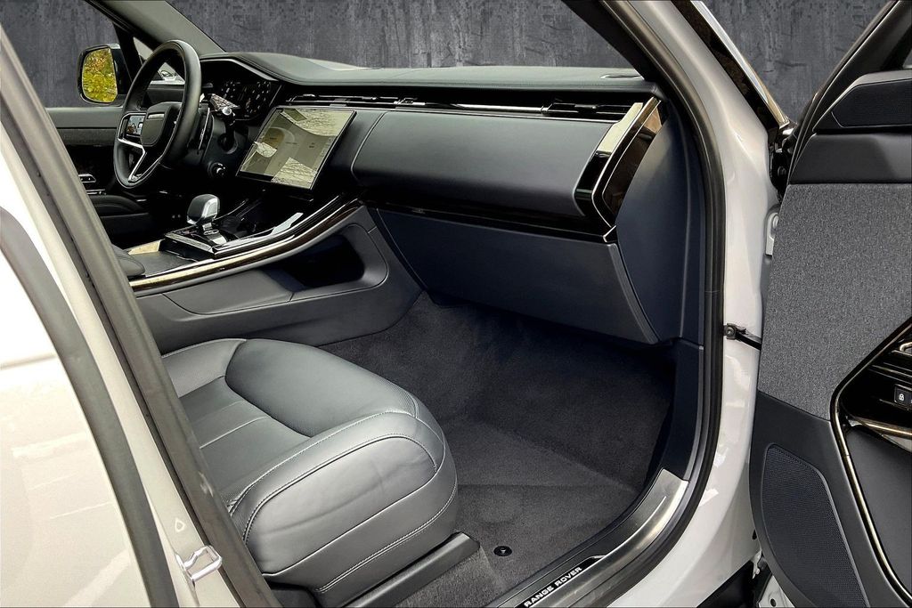 2025 Land Rover Range Rover Sport Dynamic SE - Photo 25