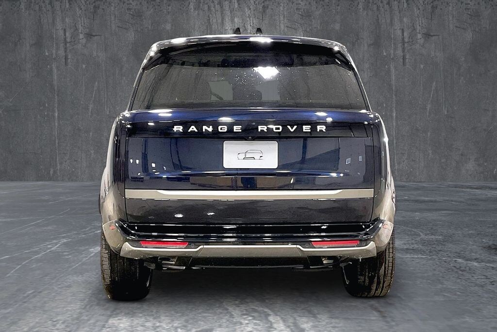 Used 2026 Land Rover Range Rover SE SUV