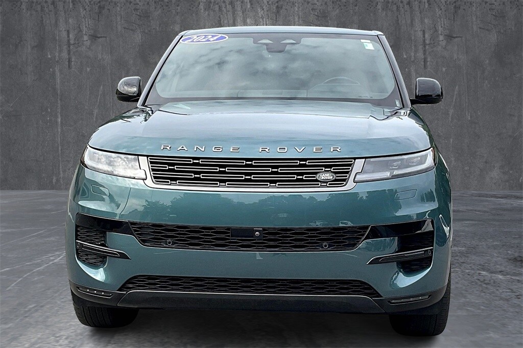 2024 Land Rover Range Rover Sport SE photo 2