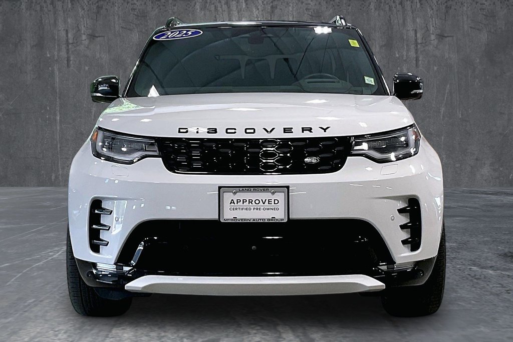 Certified 2025 Land Rover Discovery Dynamic SE SUV