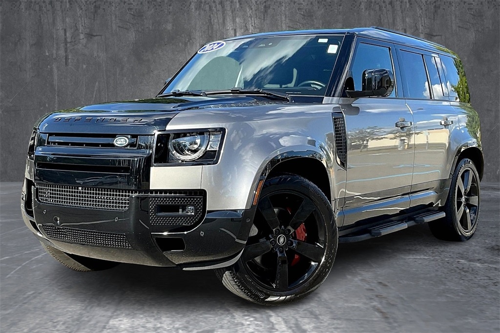 2024 Land Rover Defender 110 P400 X