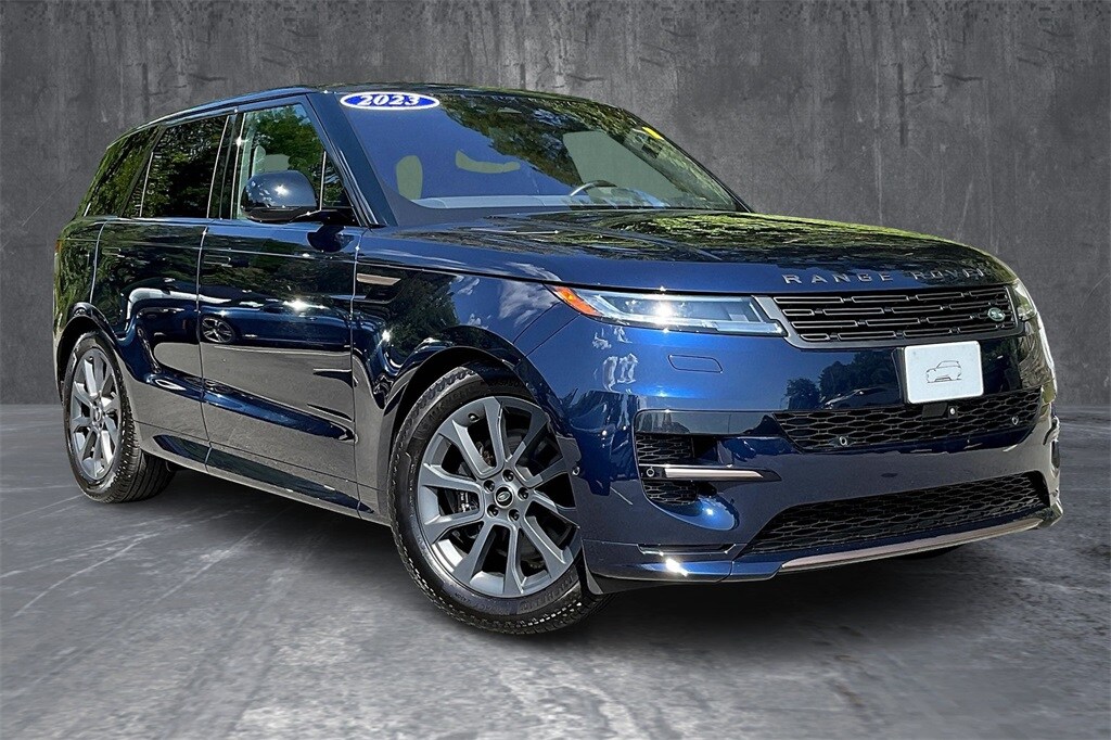 2023 Land Rover Range Rover Sport SE photo 3