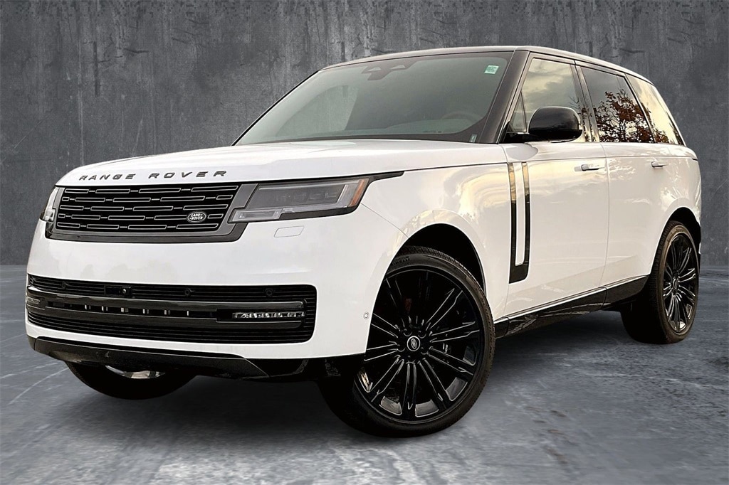 2025 Land Rover Range Rover SE's photo