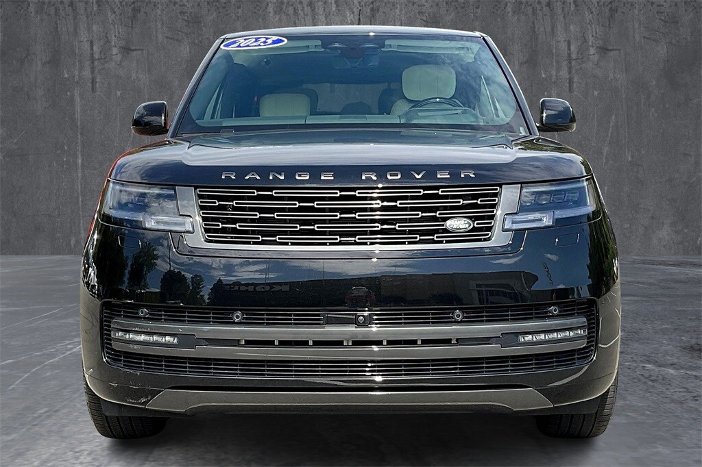 2025 Land Rover Range Rover Autobiography photo 2