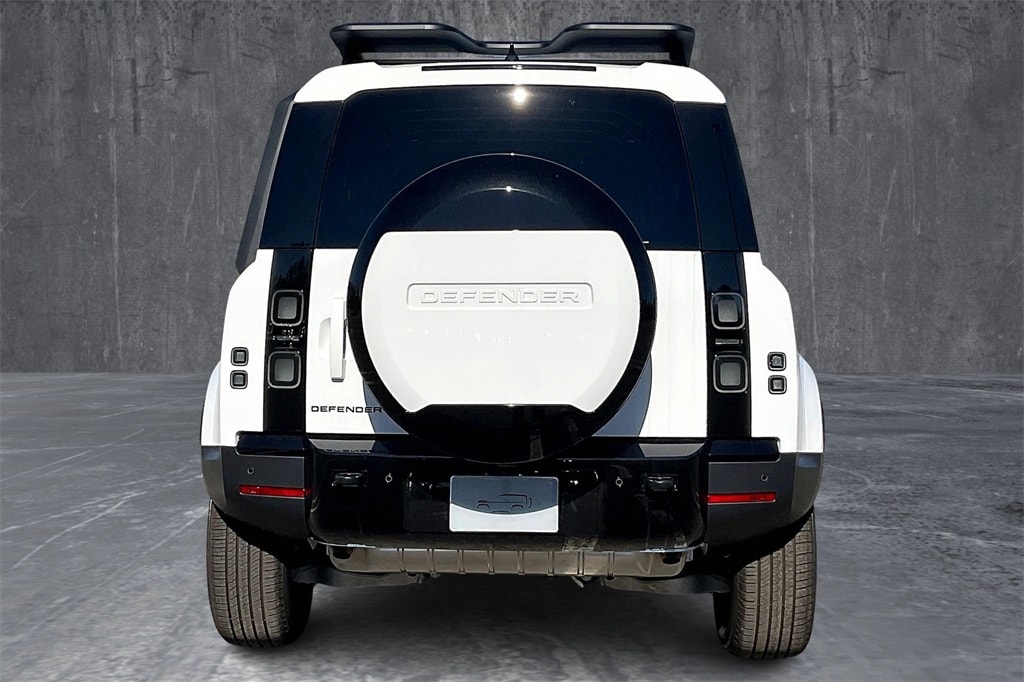 New 2026 Land Rover Defender 110 S 300PS SUV