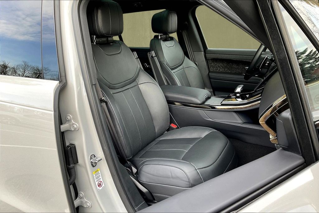 2025 Land Rover Range Rover Sport Dynamic SE - Photo 28