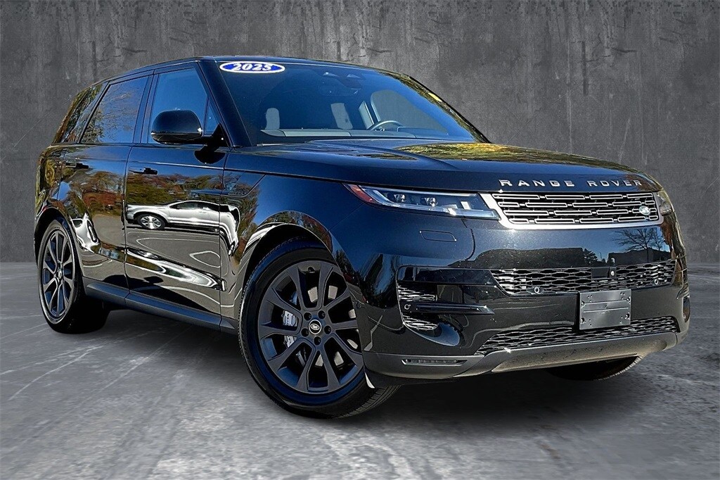 2025 Land Rover Range Rover Sport P360 S photo 3