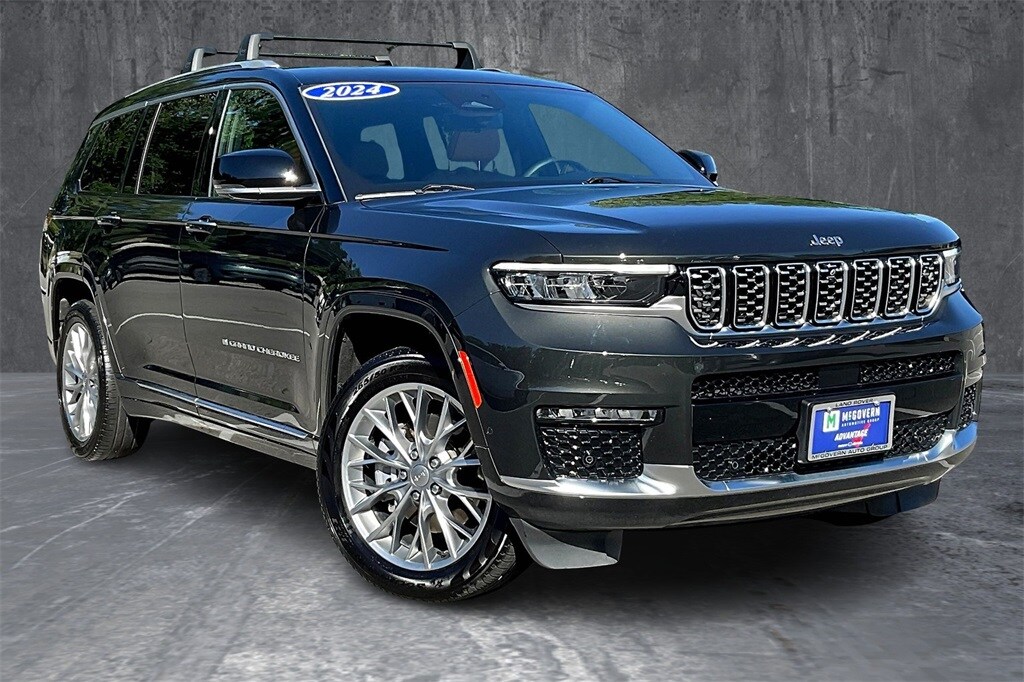 2024 Jeep Grand Cherokee L Summit photo 3