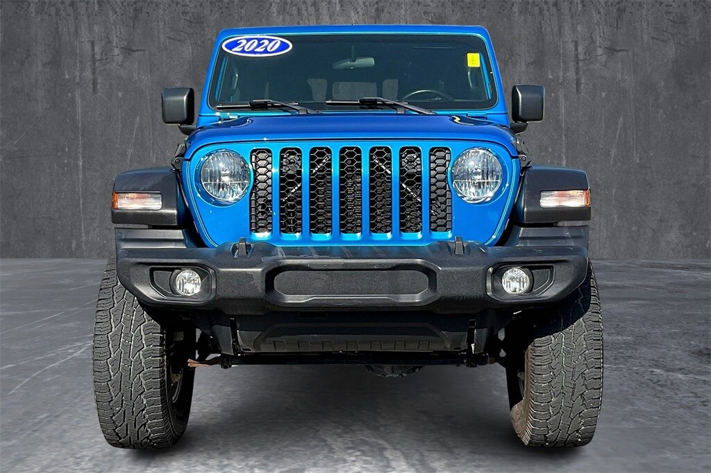 2020 Jeep Gladiator Sport photo 2