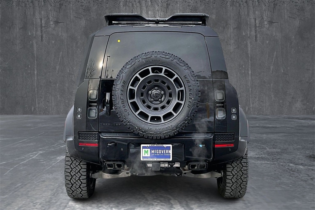 New 2026 Land Rover Defender 110 Octa Black Defender 110 Octa Black SUV