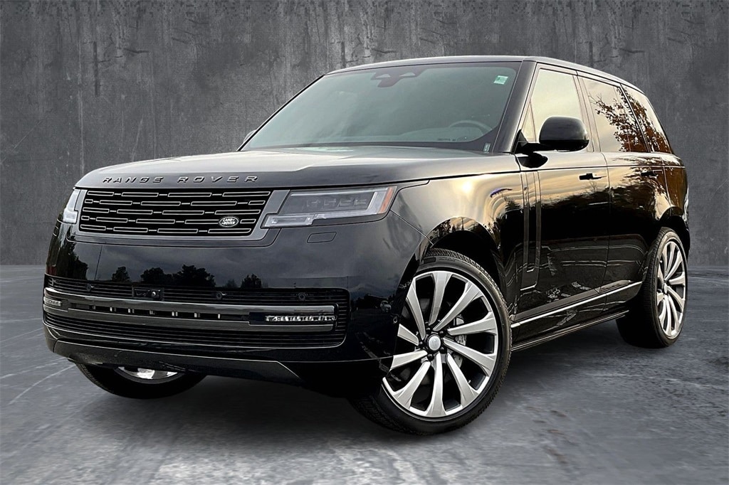 New 2025 Land Rover Range Rover SE SUV