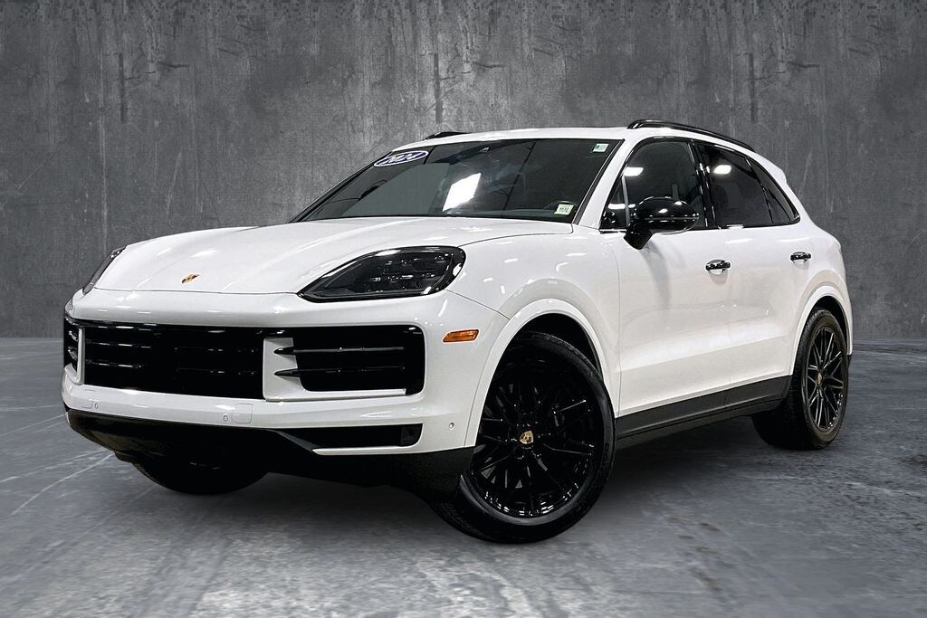 Used 2024 Porsche Cayenne Base SUV