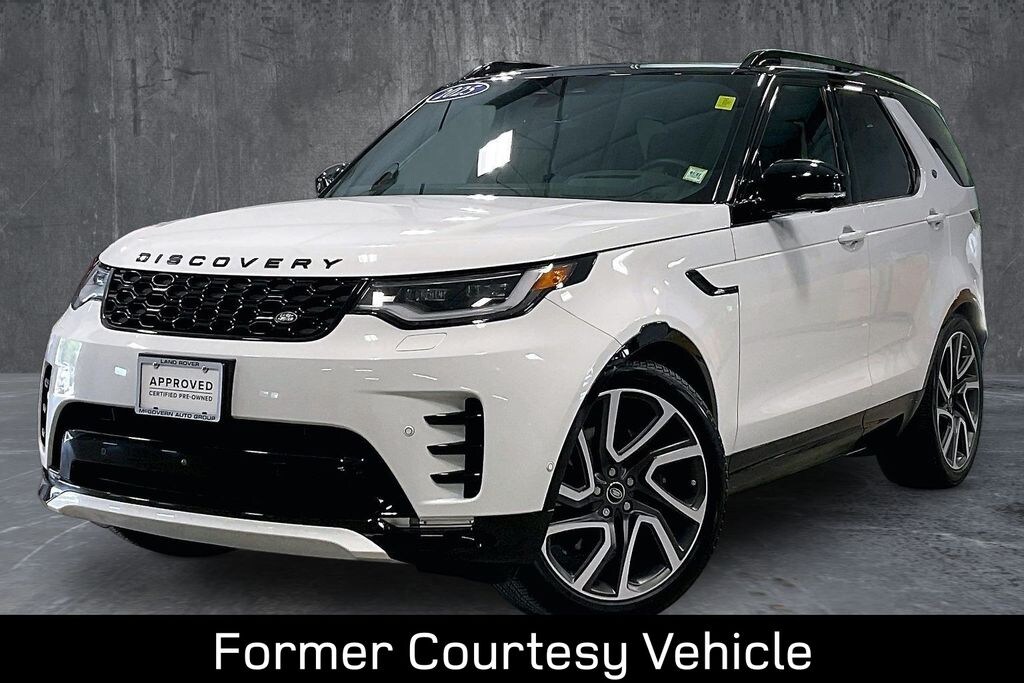 Certified 2025 Land Rover Discovery Dynamic SE SUV