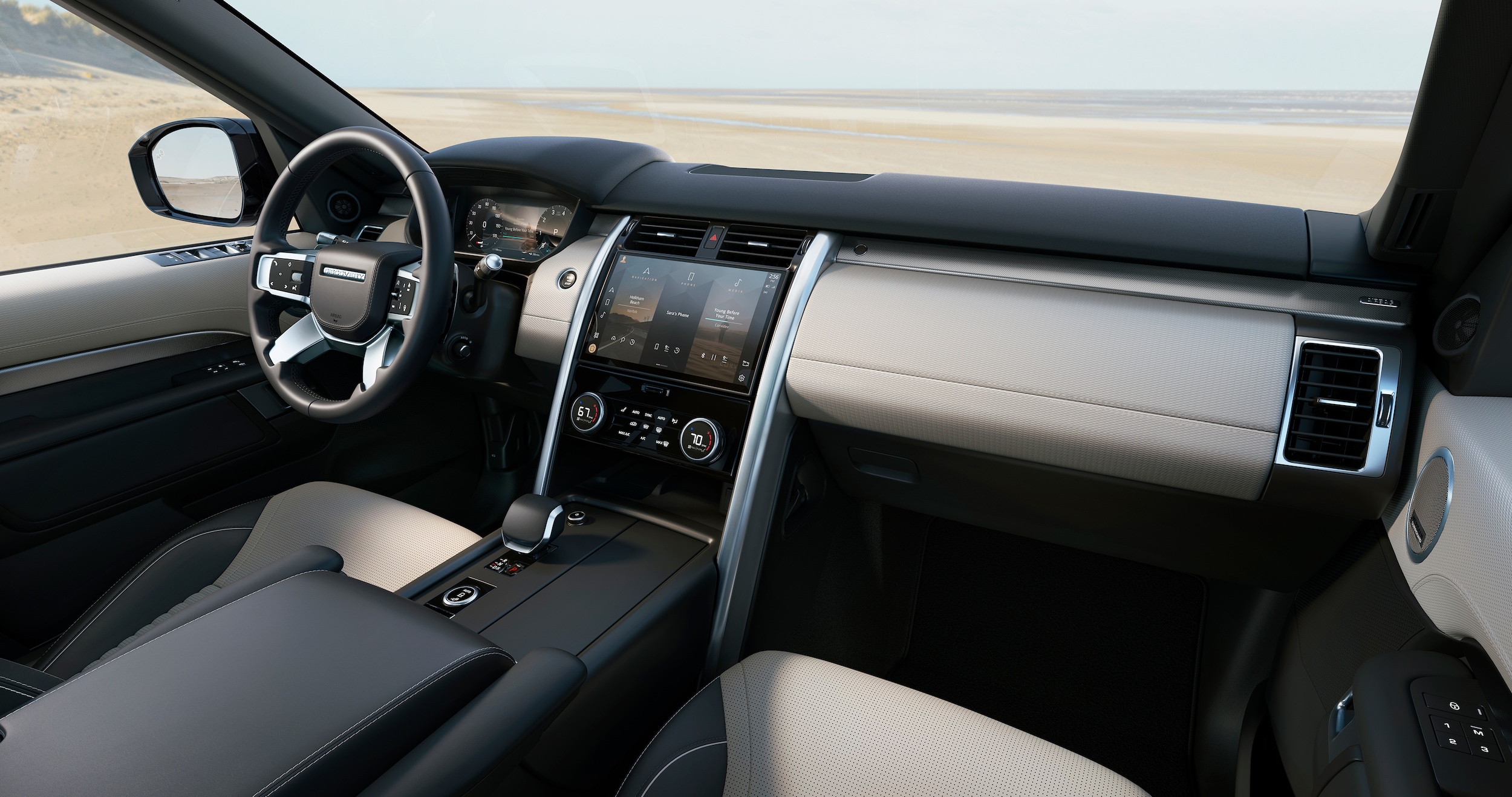 Land Rover Discovery dashboard view