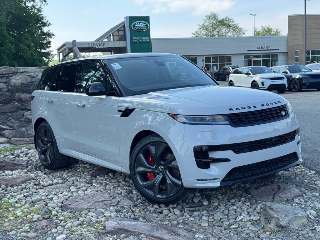 Used 2025 Land Rover Range Rover Sport Dynamic SE SUV