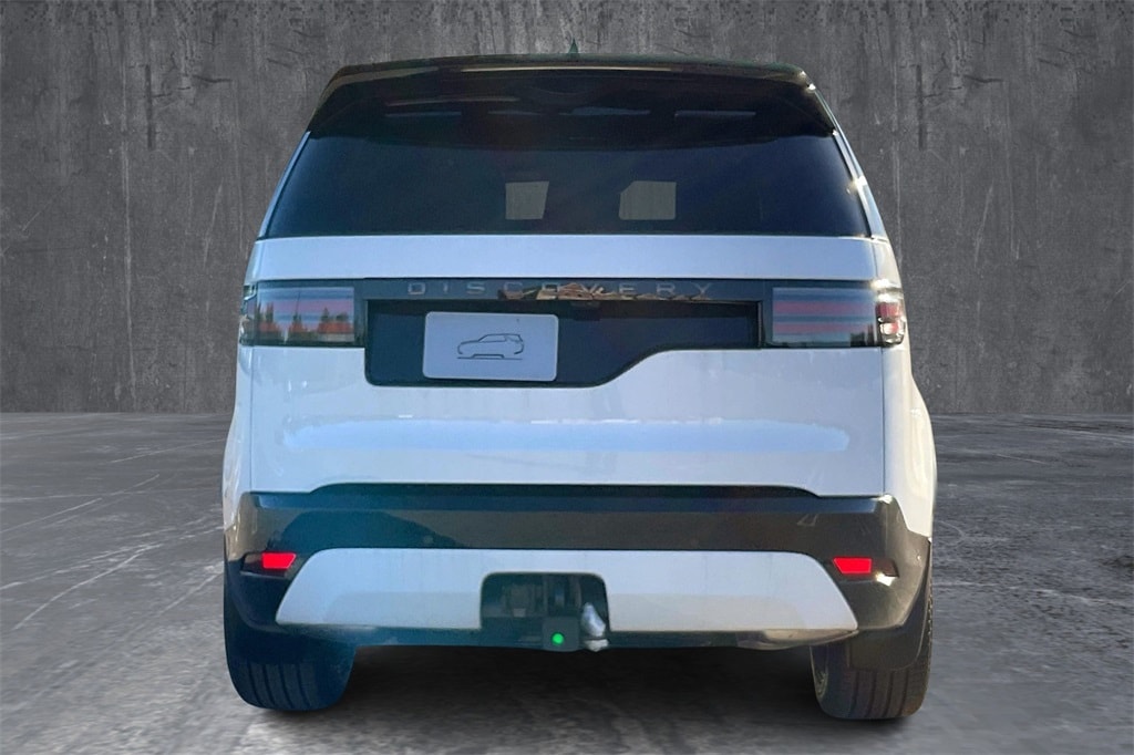 New 2026 Land Rover Discovery Dynamic SE 300PS SUV