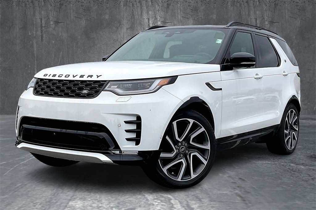 New 2025 Land Rover Discovery Dynamic SE SUV