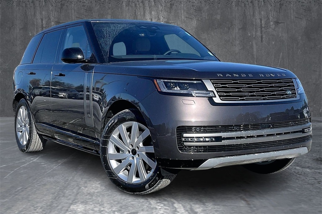 New 2026 Land Rover Range Rover SE SUV