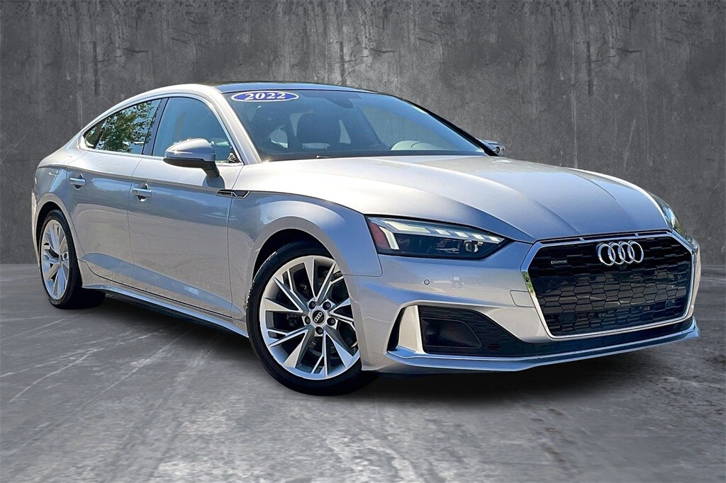 2022 Audi A5 Quattro Premium Plus photo 2