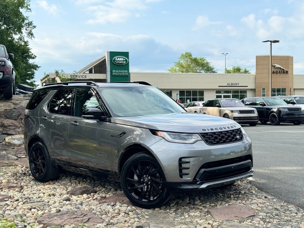 Certified 2024 Land Rover Discovery Dynamic SE with VIN SALRL2EX8R2487703 for sale in Albany, NY