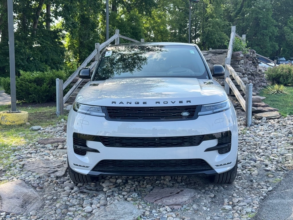 Used 2025 Land Rover Range Rover Sport Dynamic SE SUV