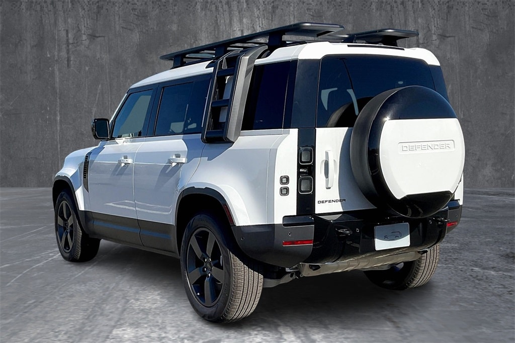 New 2026 Land Rover Defender 110 S 300PS SUV