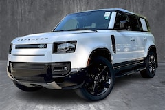 2025 Land Rover Defender 110 V8 SUV