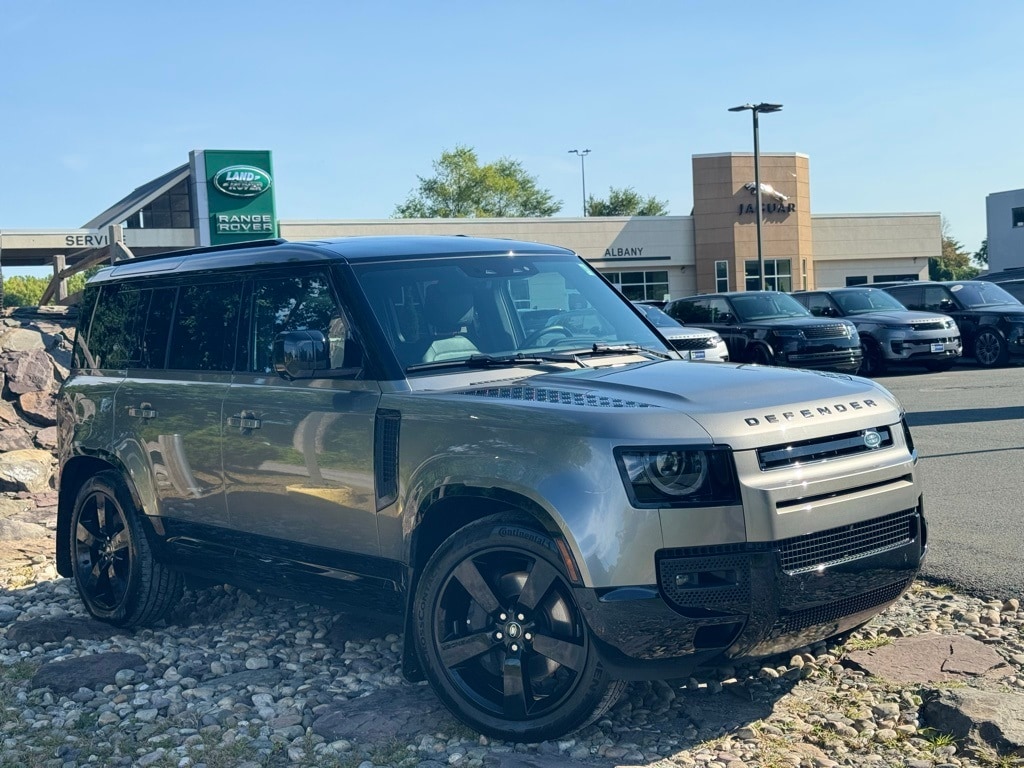 Used 2024 Land Rover Defender X-Dynamic SE with VIN SALE27EU1R2320376 for sale in Albany, NY