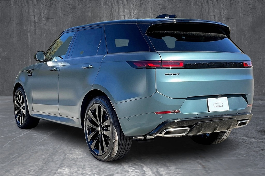 New 2025 Land Rover Range Rover Sport Dynamic SE 400PS SUV