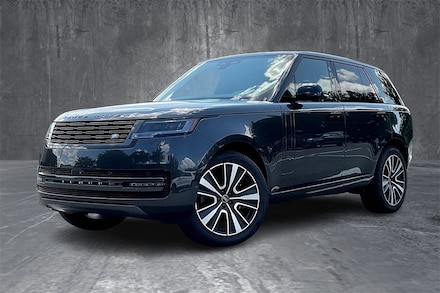 2025 Land Rover Range Rover SE SUV