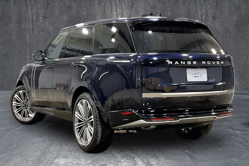Used 2026 Land Rover Range Rover SE SUV