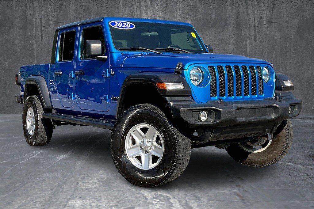 2020 Jeep Gladiator Sport photo 3