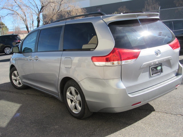 Used 2011 Toyota Sienna LE with VIN 5TDKK3DCXBS020958 for sale in Houston, TX