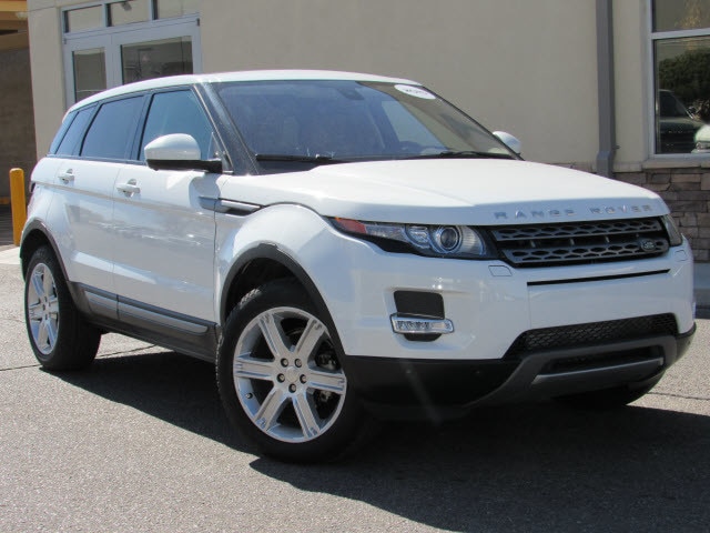 2015 Land Rover Range Rover Evoque Pure Plus's photo